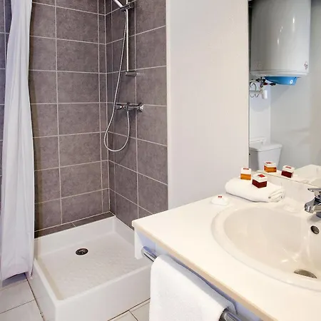 Apartahotel Séjours&affaires Les Minimes 2*